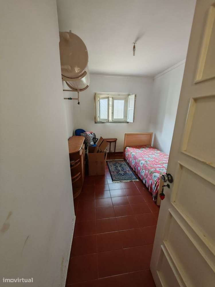 Moradia em bairro calmo de moradias - São João Estoril-17