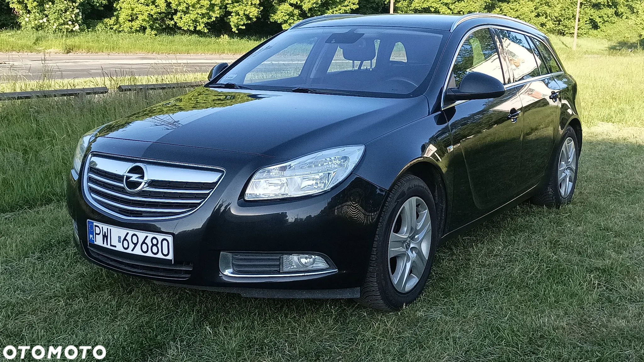 Opel Insignia - 1