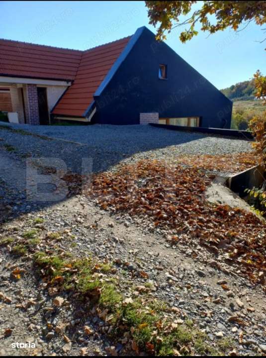 Duplex de vanzare semifinisat D+P+E Stolna-2