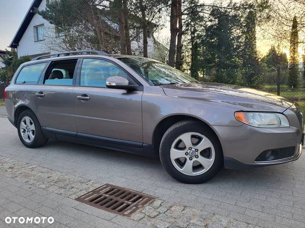 Volvo V70 2.0D Kinetic - 15