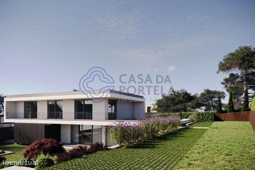 Casa de luxo, com jardins e piscina , design moderno, acabamentos  de - Grande imagem: 4/35