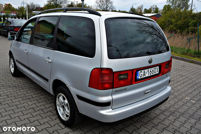 Volkswagen Sharan 1.9 TDI Comfortline - 5