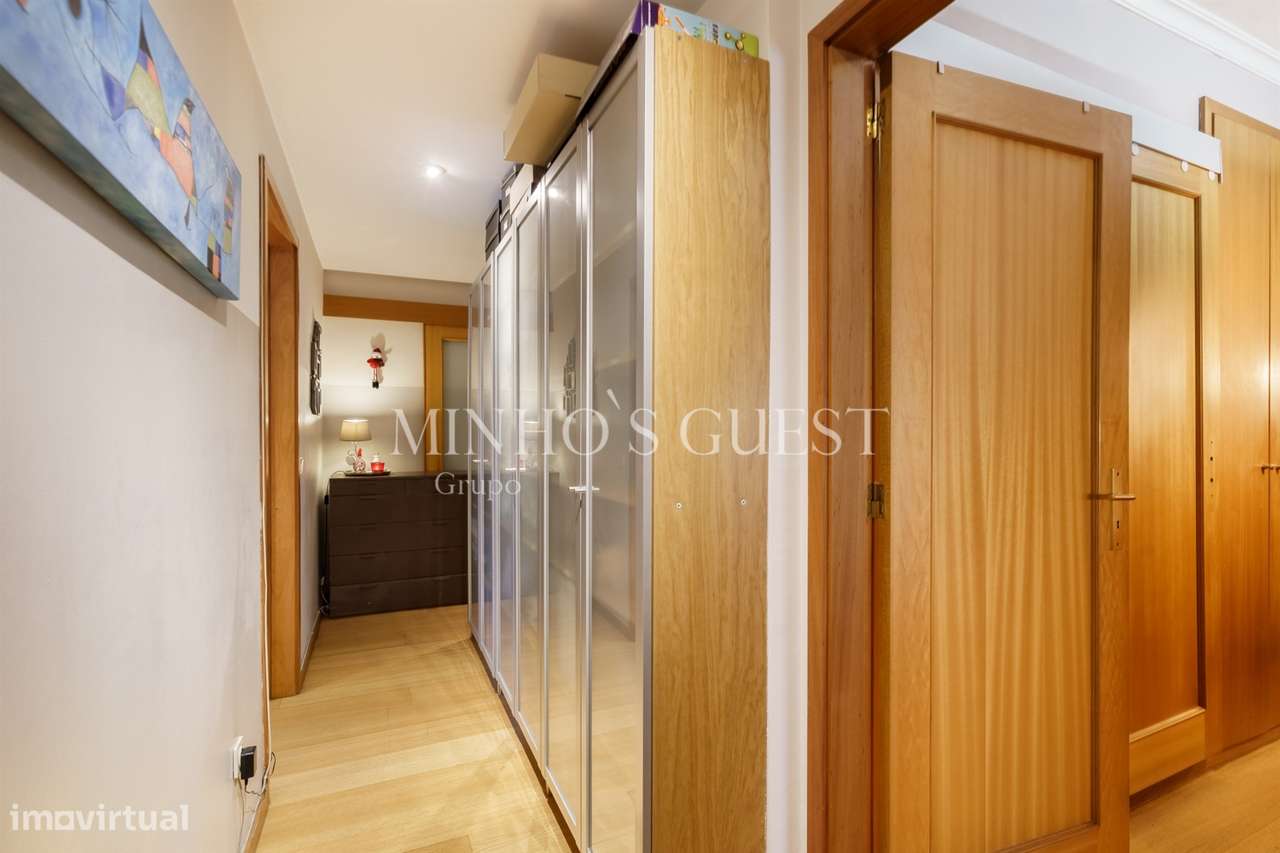 Apartamento T3 c/ varanda, AC e Garagem Fechada - São Vítor, Braga-19