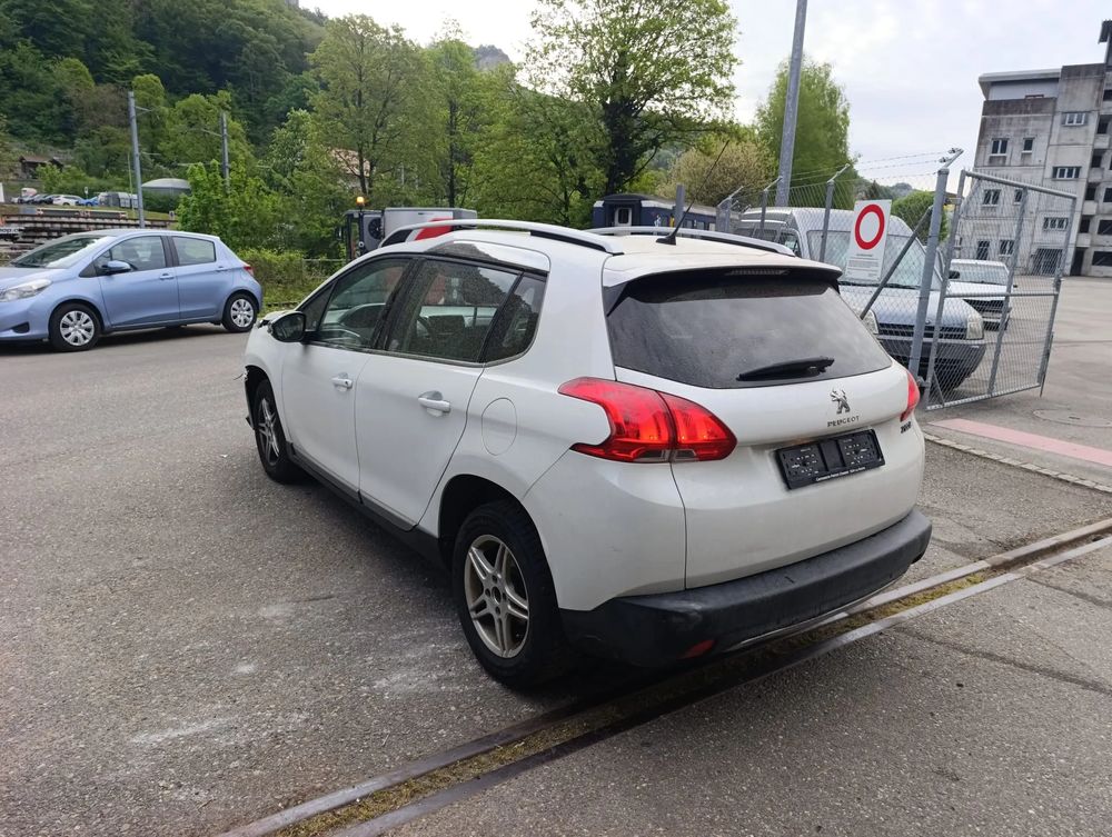 Peugeot 2008 I 120 VTI Automatik Active 2014