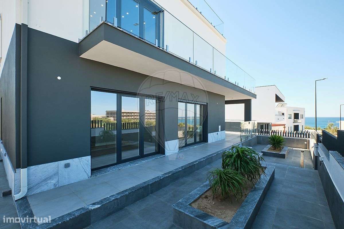 Moradia T4 para venda-45