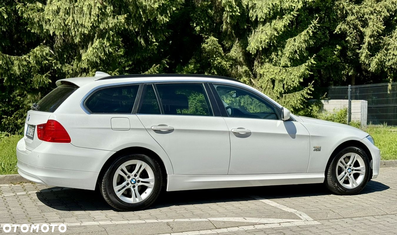 BMW Seria 3 320d xDrive - 7