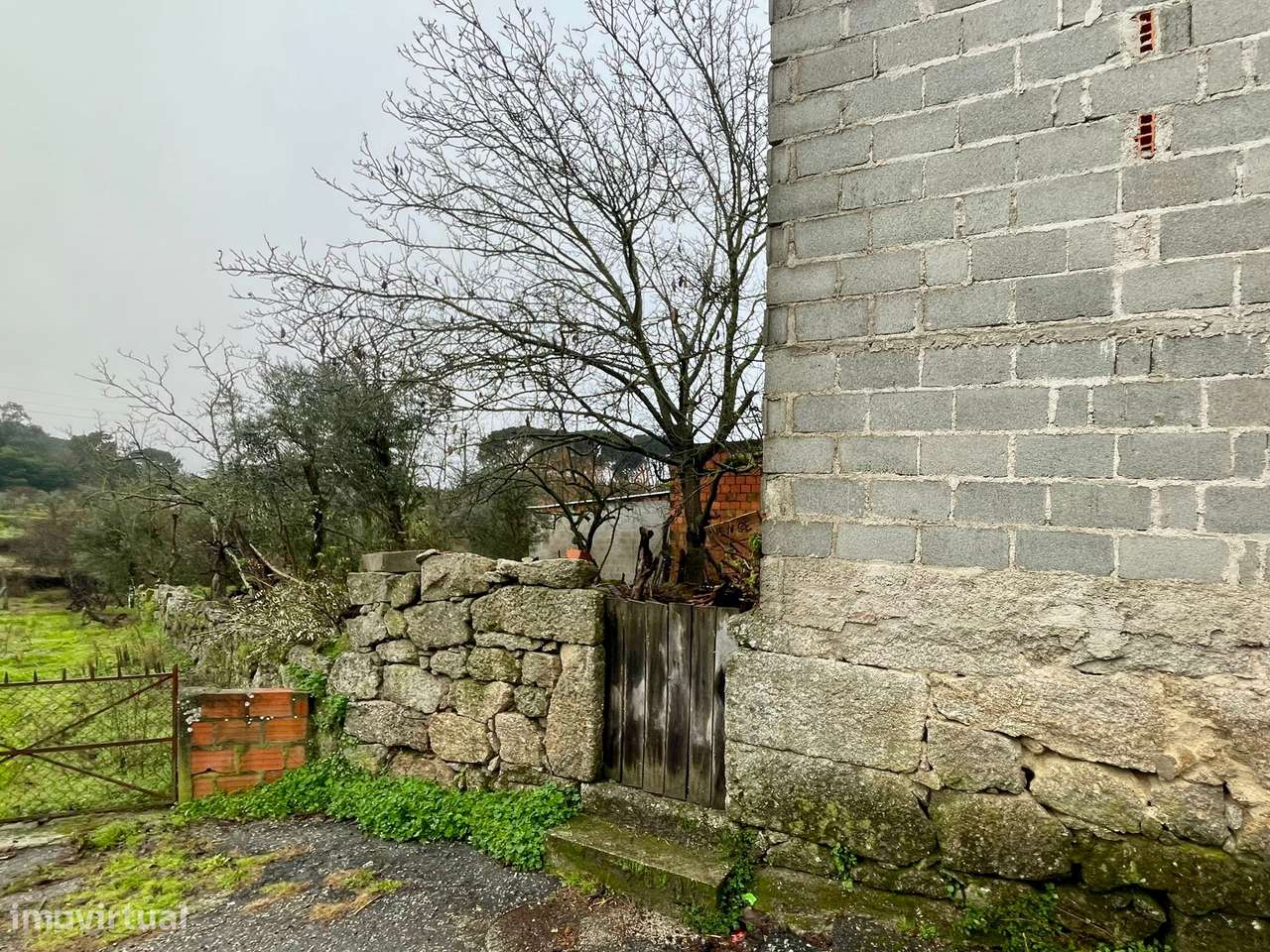 Moradia para Recuperar em Teomil, Tondela-10