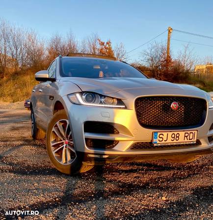 Jaguar F-Pace - 4