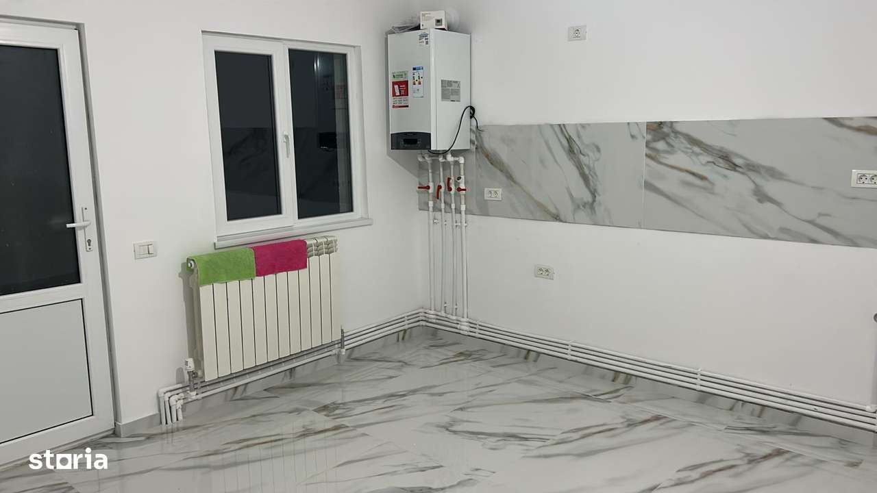 Casa cu Mansardă in Lumina, centru-11