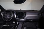 Volvo XC 60 2.0 T8 PHEV R-Design AWD - 11