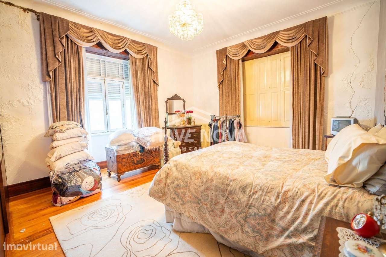 Moradia Isolada T5  no Porto-18