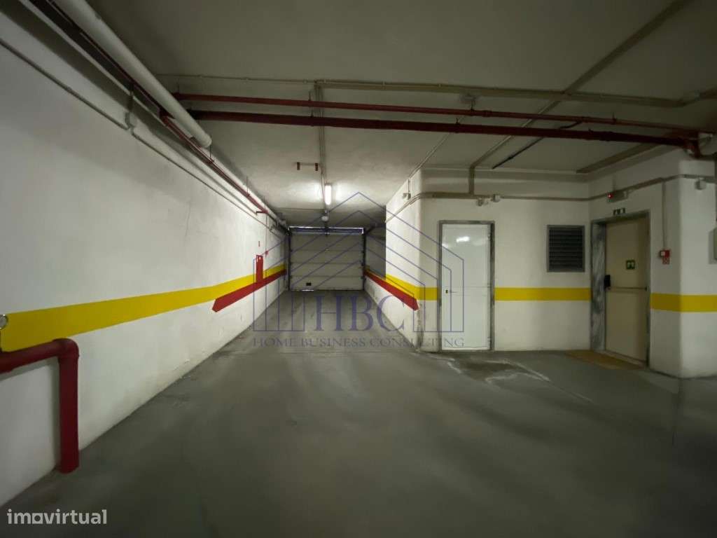 Apartamento T3 nas Colinas do Cruzeiro | 4 Parqueamentos + Arrecadação-35