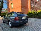 Skoda Octavia 1.8 T FSI Elegance - 17