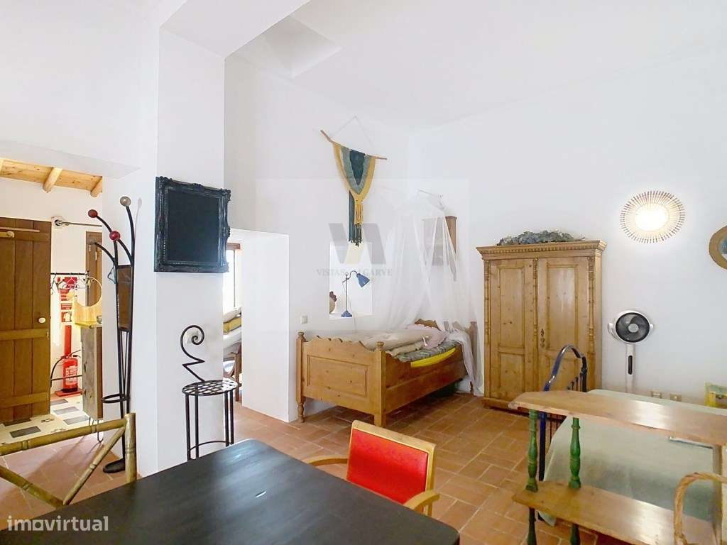 Moradia de charme autêntico + Alojamento Local independente-36