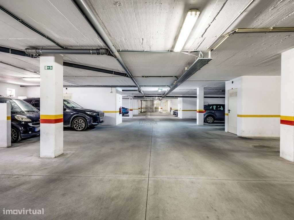 MAGNIFÍCO T4, no Condomínio fechado Páteo da Beloura, novo a estrea...-38