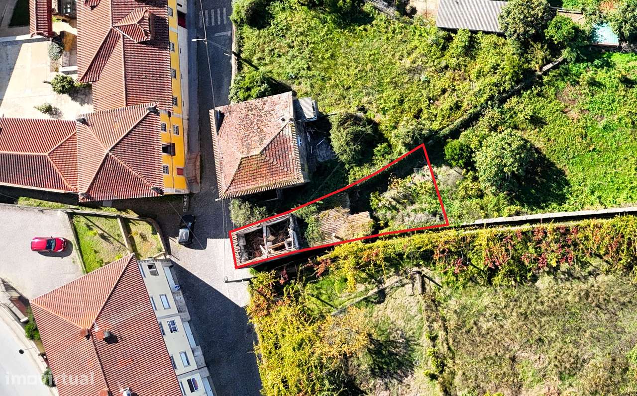 Moradia para restauro centro de vila verde-5