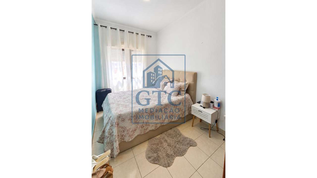 Apartamento T2 Baixa da Banheira-9
