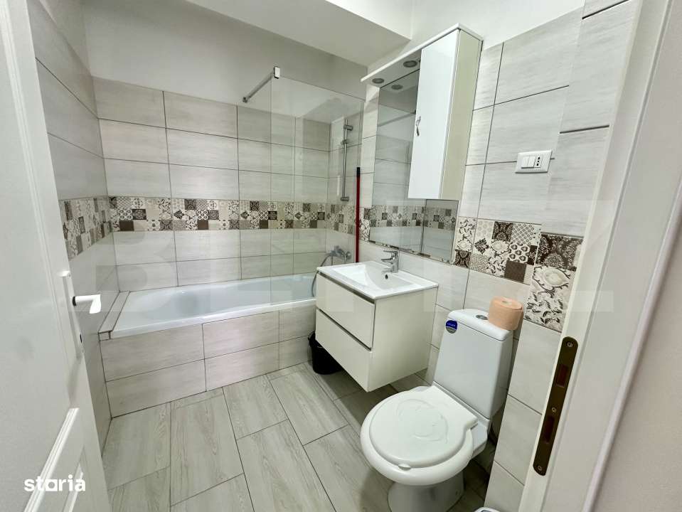Apartament 2 camere,mobilat modern,balcon,zona Cetate - Imagine principală: 4/6