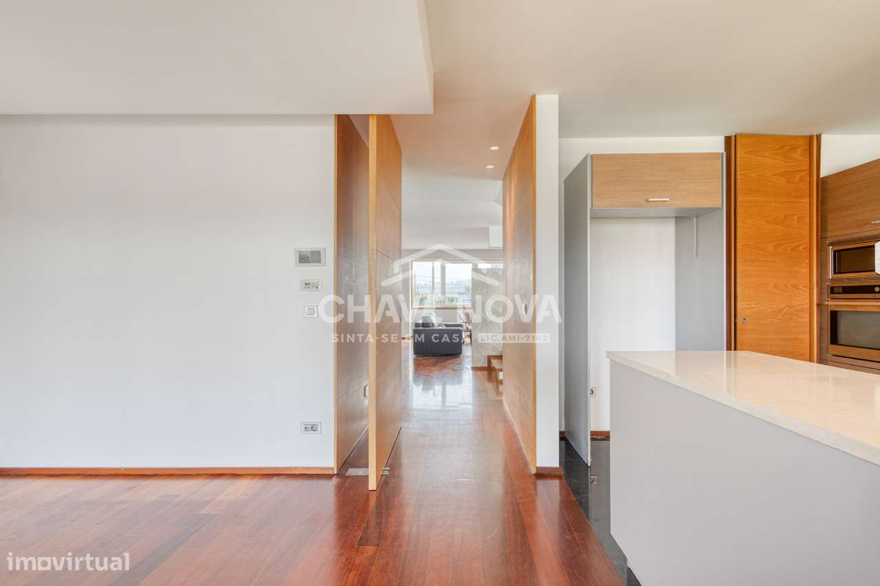 Moradia T3 Canidelo COMO NOVA com Piscina 4 Frentes-8