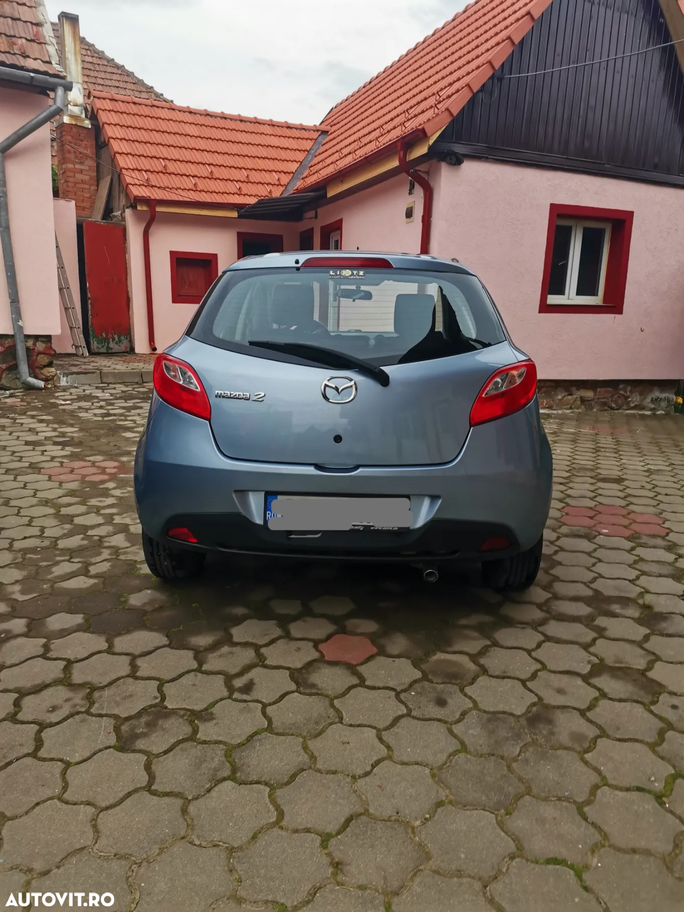 Mazda 2 - 4