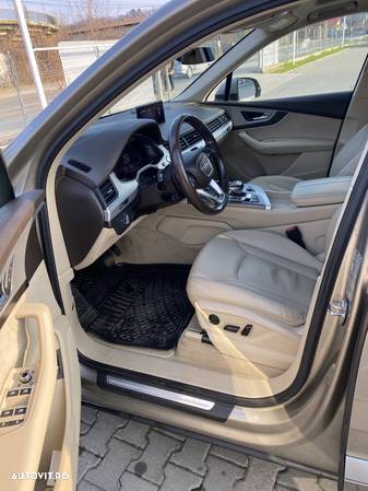 Audi Q7 3.0 TDI Quattro Tiptronic - 10