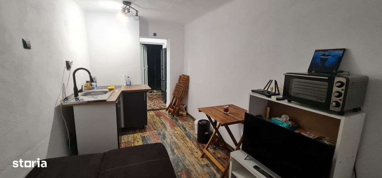 Garsoniera plus gradina langa UMF - Imagine principală: 5/6