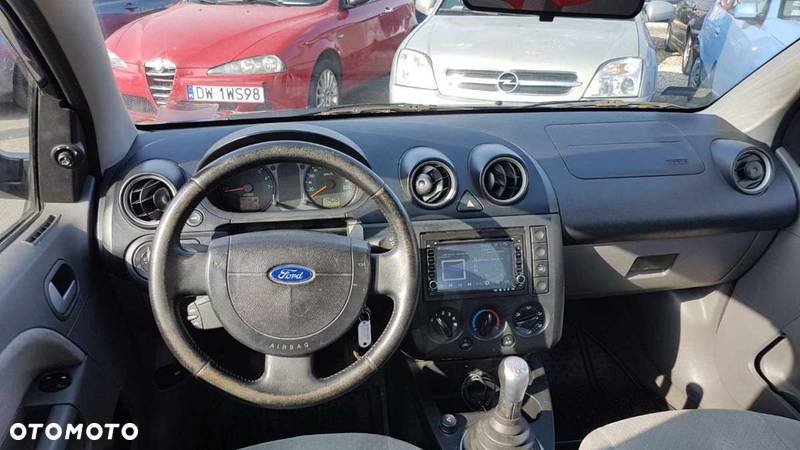 Ford Fiesta 1.4 Ghia - 7