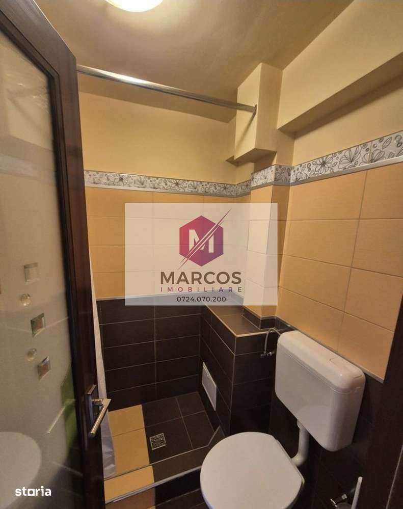 Vand apartament 3 camere Micro 4-9