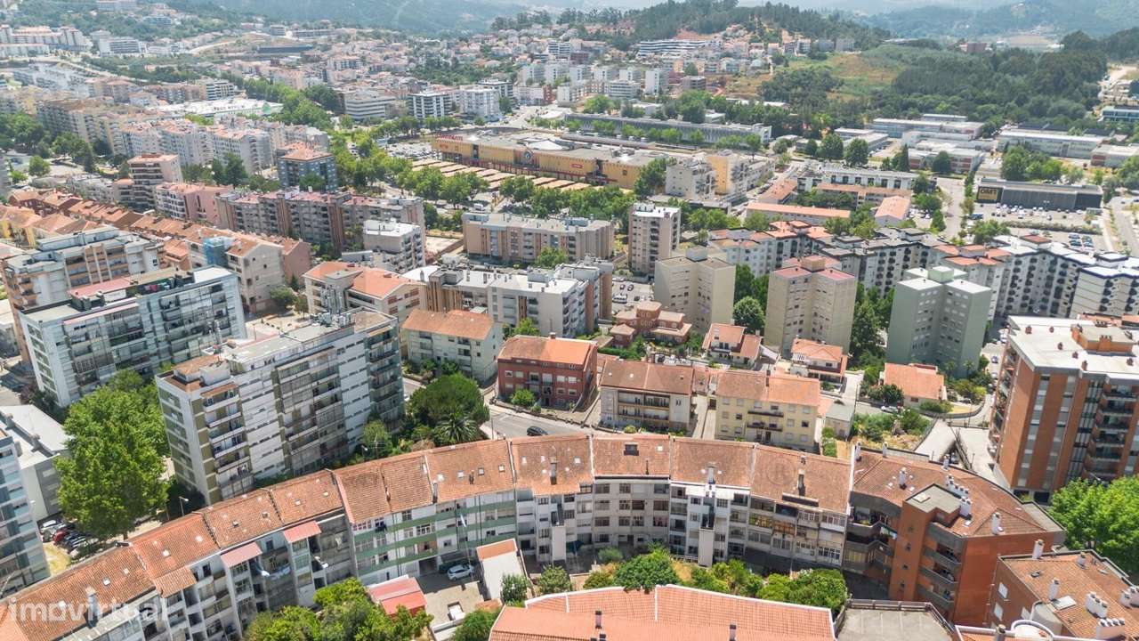 Apartamento T2 Transformado em 3 Estúdios – Bairro Norton de Matos, Co-5