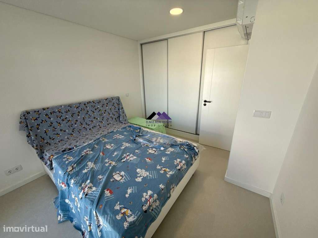 Moradia V3 com Garagem e Piscina a Estrear-59