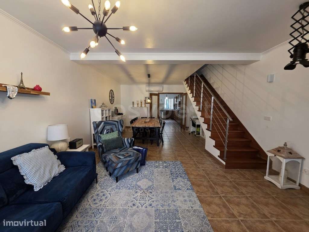 Moradia T4 Renovada com Anexo T1 e Garagem - Fajã de Cima, Ponta De... - Grande imagem: 4/18