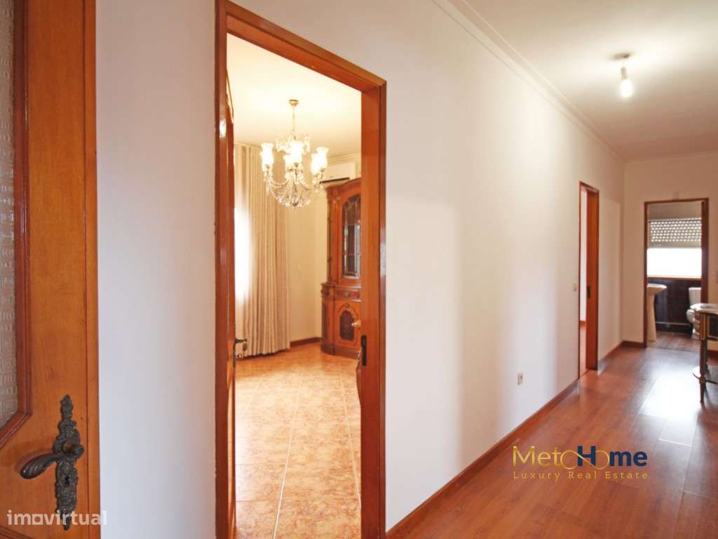 Moradia de 4 frentes em Perosinho-20