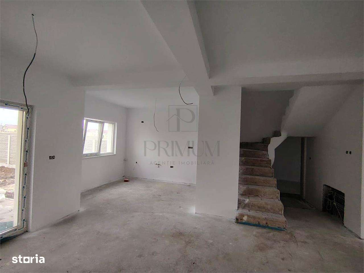 Duplex despartit prin camera tehnica - teren generos - personalizare i - Imagine principală: 5/10