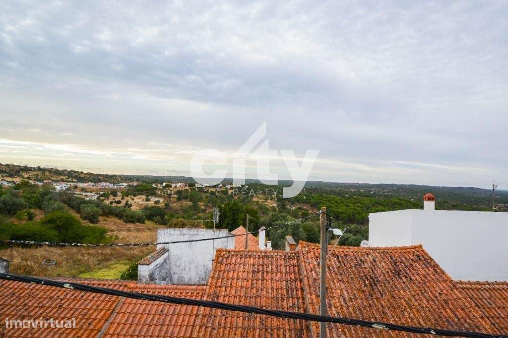 PRÉDIO EXCLUSIVO NO CENTRO DE MONTARGIL-18