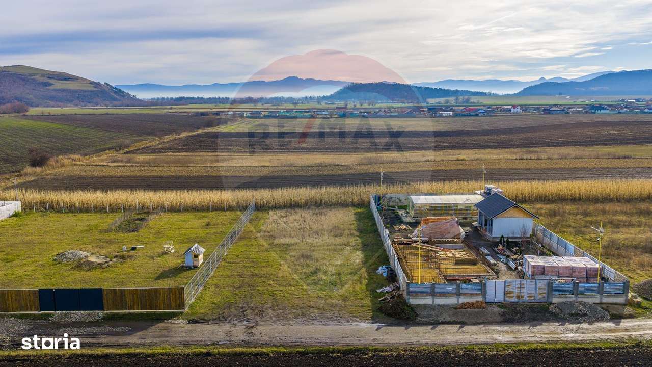 Teren intravilan 800mp Bod / Strada Iasomiei/ zona agrement Cismasu! - Imagine principală: 2/13