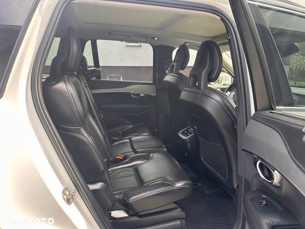 Volvo XC 90 D5 AWD Inscription 7os - 15