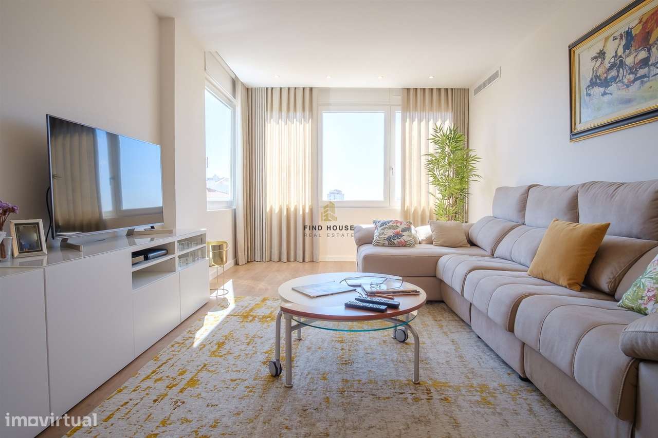 T2 com vista mar, garagem e arrecadação em Condomínio com piscina e ja-6