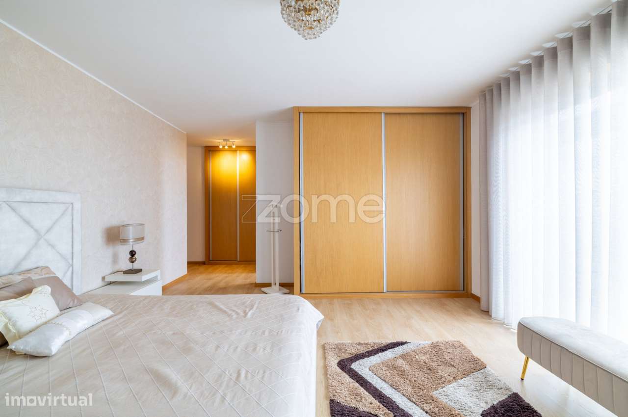 Apartamento T4 no centro da cidade da Trofa-Porto - Grande imagem: 5/47