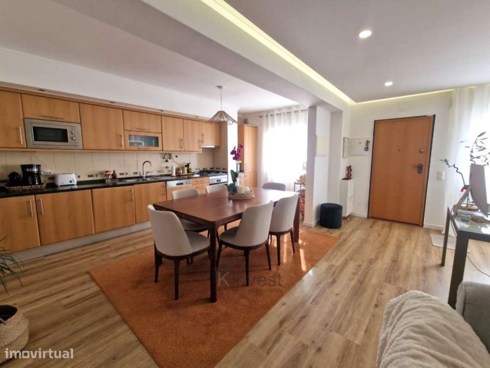 Apartamento T2 com Garagem e Piscina- Ferragudo - Grande imagem: 2/39