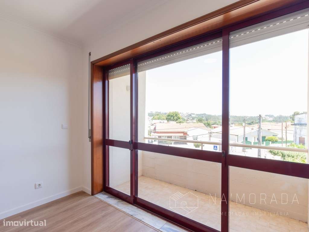 Apartamento T4 renovado para venda em Escapães, Santa Maria da Feira-5