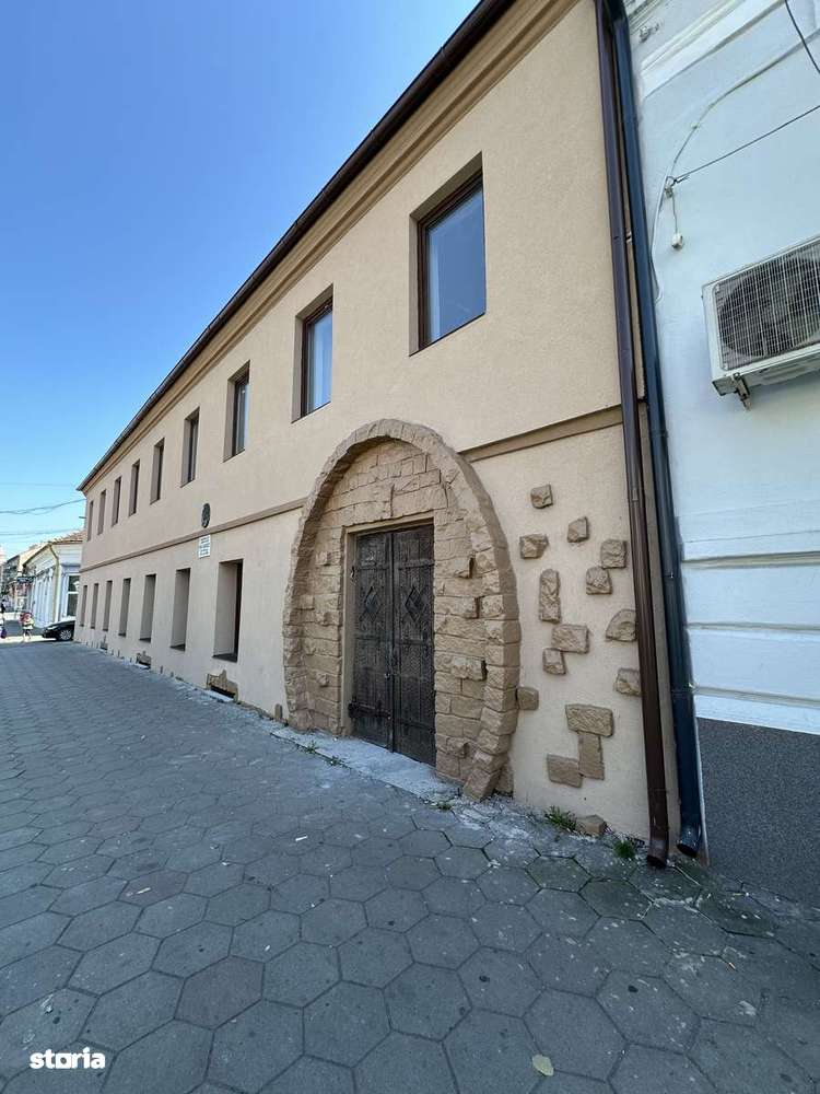 Spațiu comercial 300mp de închiriat, locație centrală - Imagine principală: 2/17