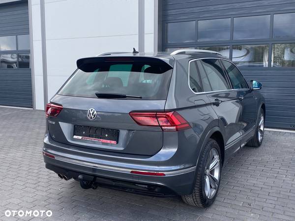 Volkswagen Tiguan - 12