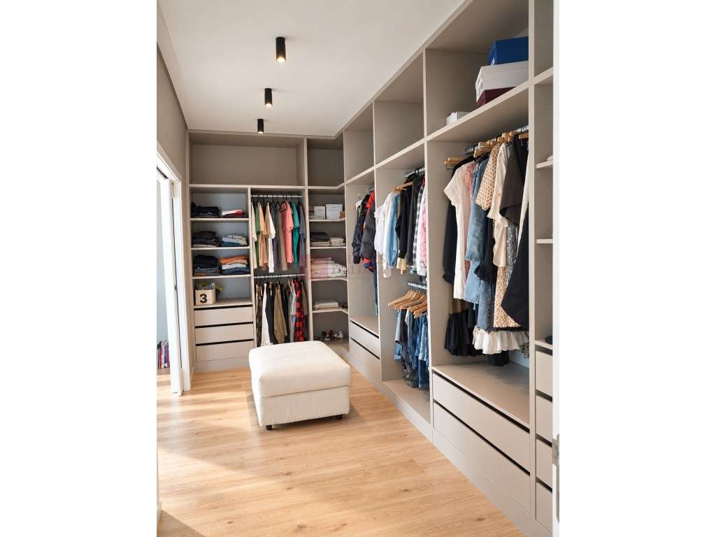 Mafra - Moradia T4 com jardim - Elegância, tranquilidade a poucos m...-32