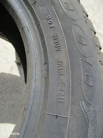 205/65R15 Goodyear Vector 4Seasons - 6