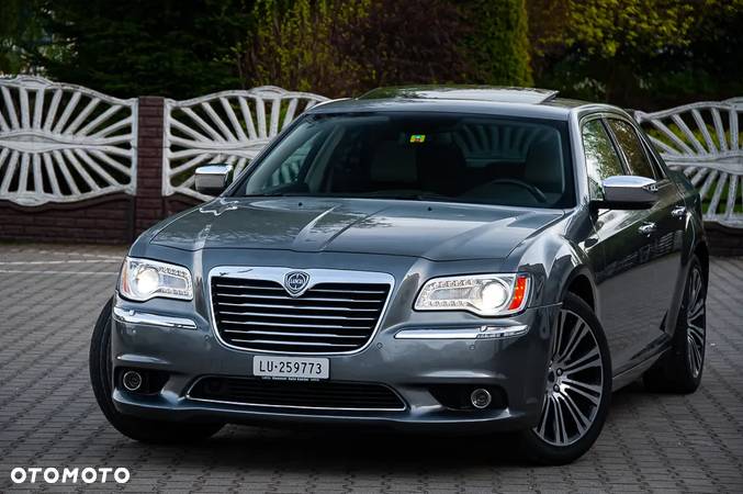 Lancia Thema 3.6 Executive - 16