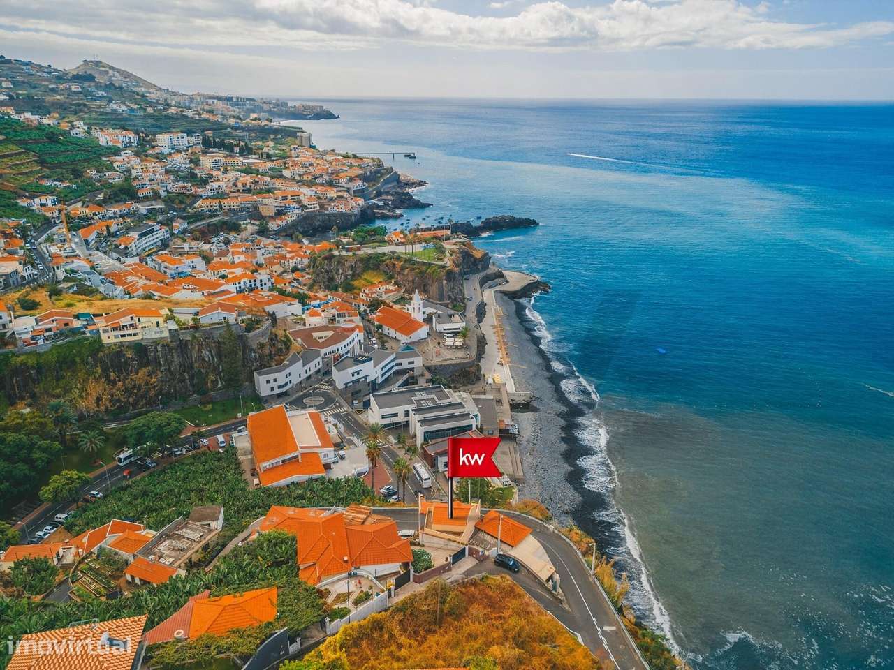 Moradia T4 em Câmara de Lobos – Vista Mar Excecional - Grande imagem: 4/38