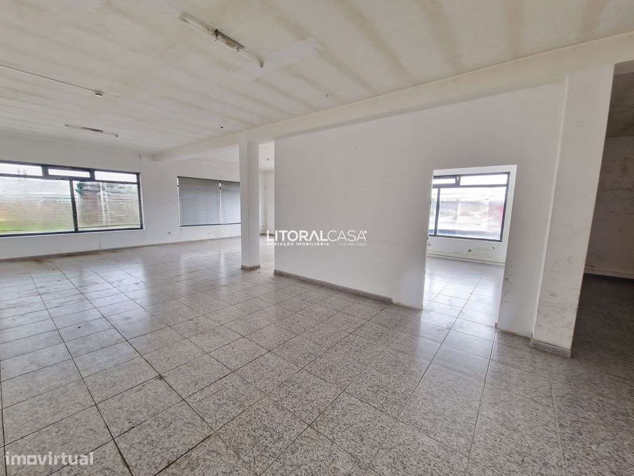 Loja | Escritório na Avenida Europa - Arrendamento - Grande imagem: 2/14