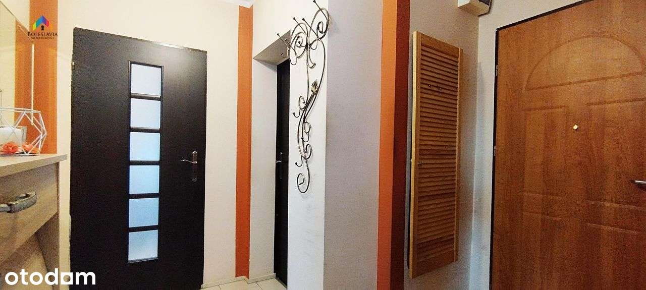 Dwa pokoje, balkon, miejskie ogrzewanie, teren zam-10