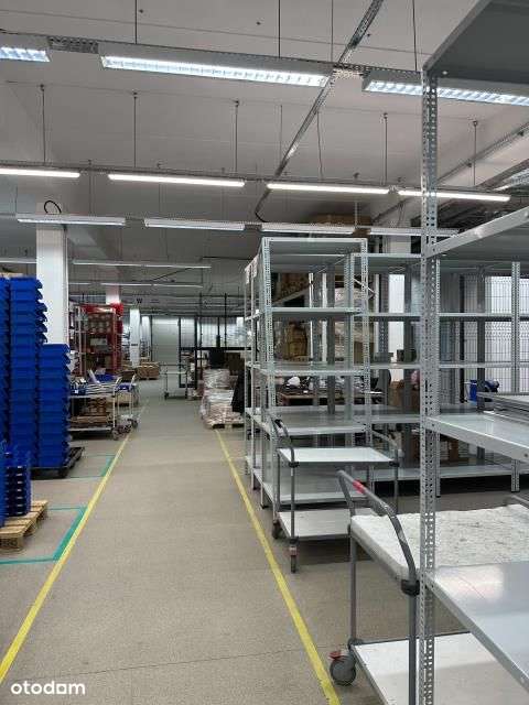 Na sprzedaż budynek magazynowo-biurowy w Warszawie-6
