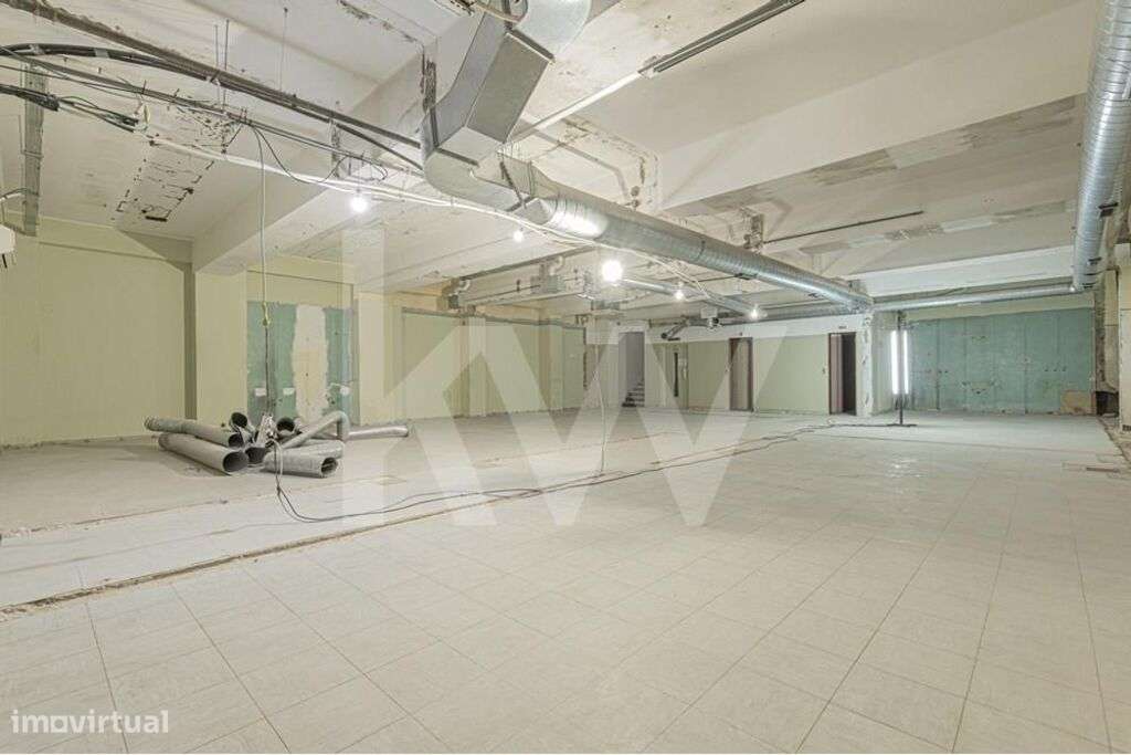 Prédio Estefânia | Junto ao Jardim Constantino - Grande imagem: 4/26